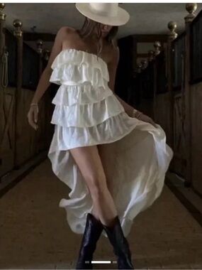 WeWoreWhat Ivory Satin Ruffle High Low Dress Size 2 Bridal Wedding Engagement